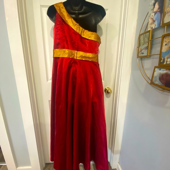 Red bridesmaid long dress - Picture 2 of 4
